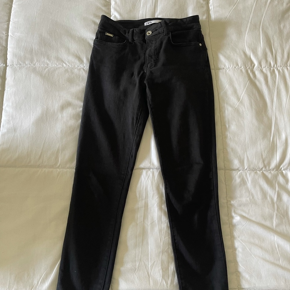 Black Jeans